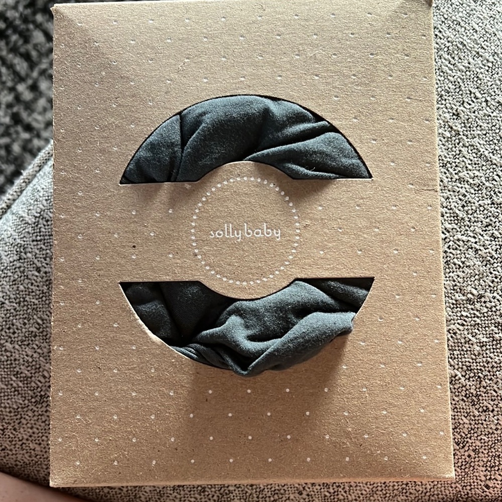 EUC Solly Baby gray wrap